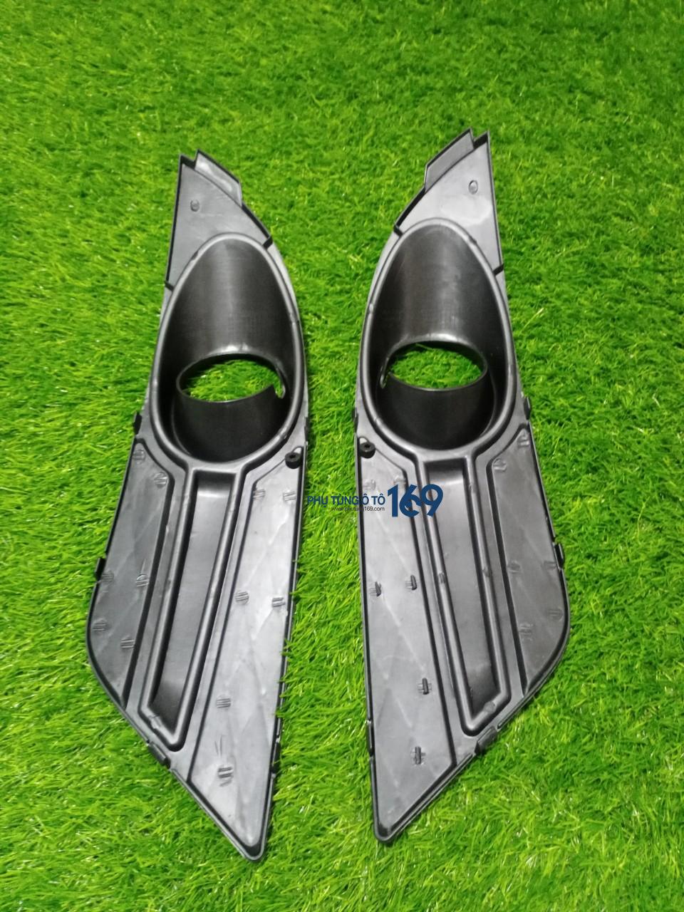 Ốp đèn gầm trái Focus Ốp đèn gầm trái Focus