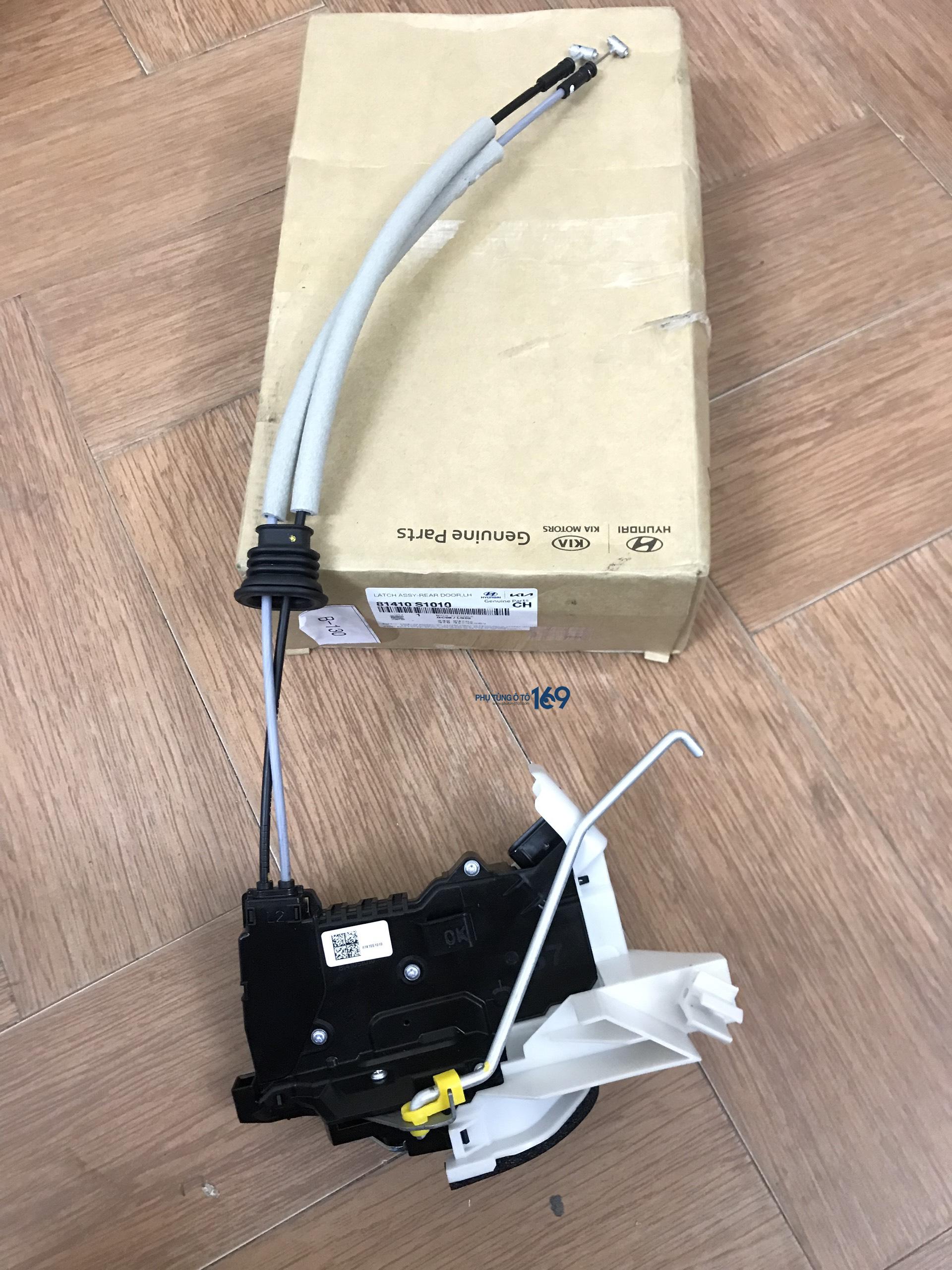 Khóa ngậm cửa Santafe Khóa ngậm cửa Santafe