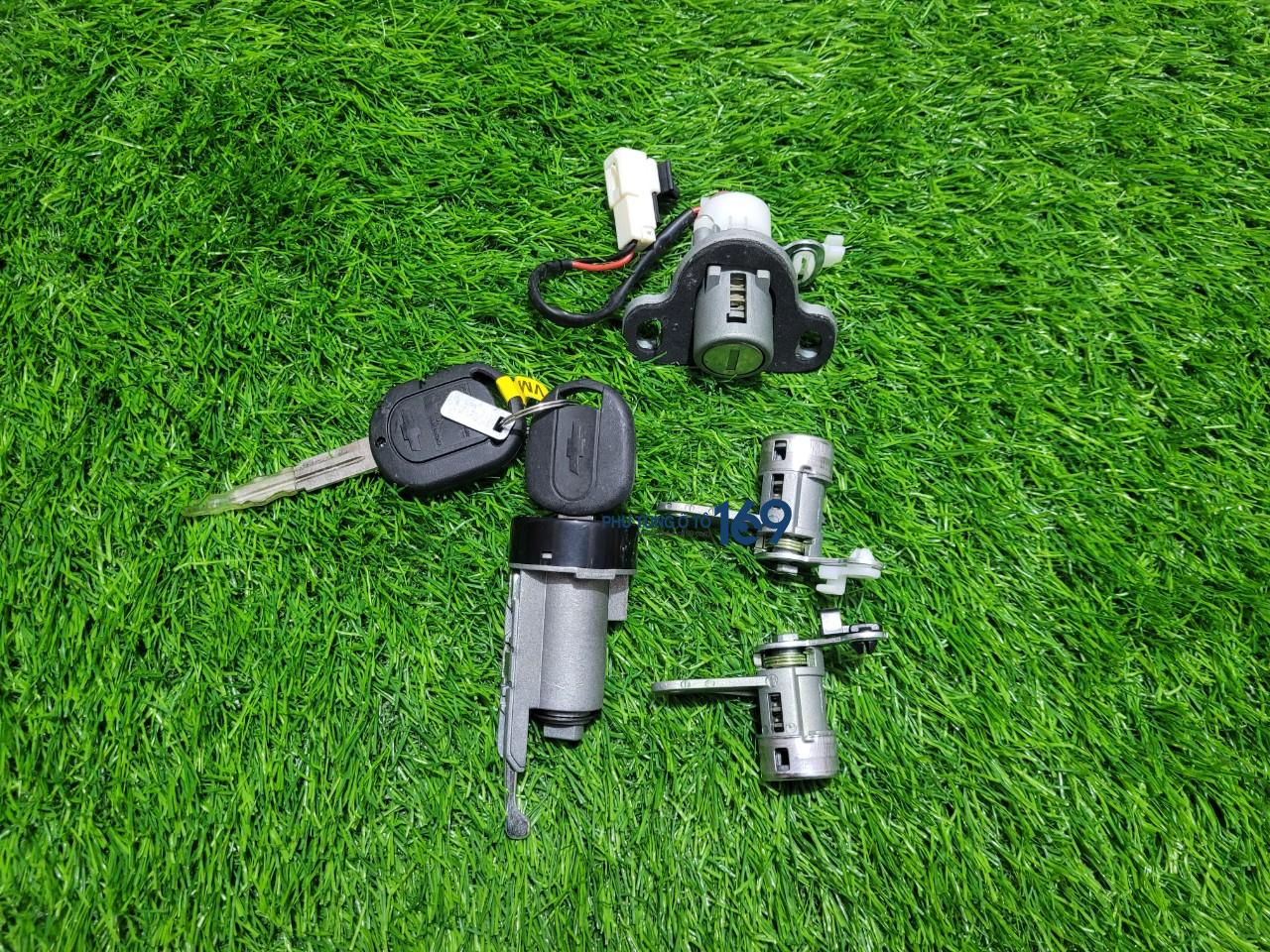 Bộ chìa khóa điện Lacetti Bộ chìa khóa điện Lacetti