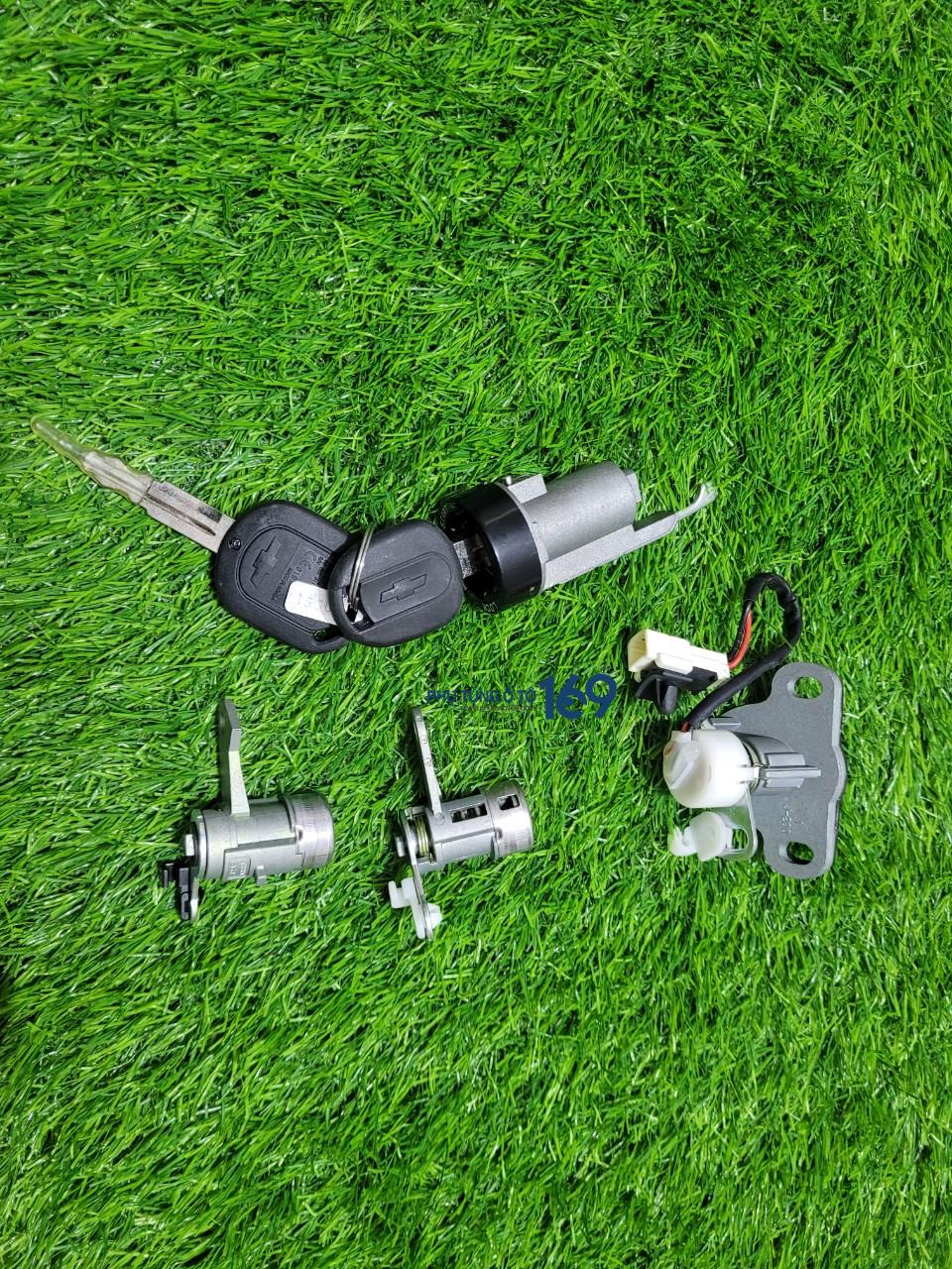 Bộ chìa khóa điện Lacetti Bộ chìa khóa điện Lacetti