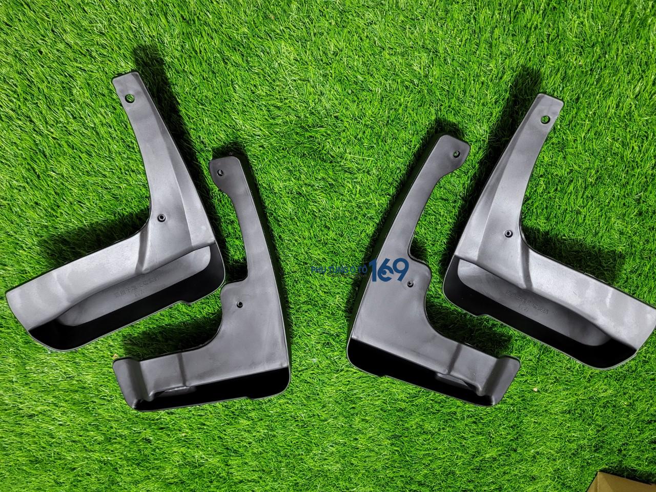 Chắn bùn bánh Camry 2.4 Chắn bùn bánh Camry 2.4