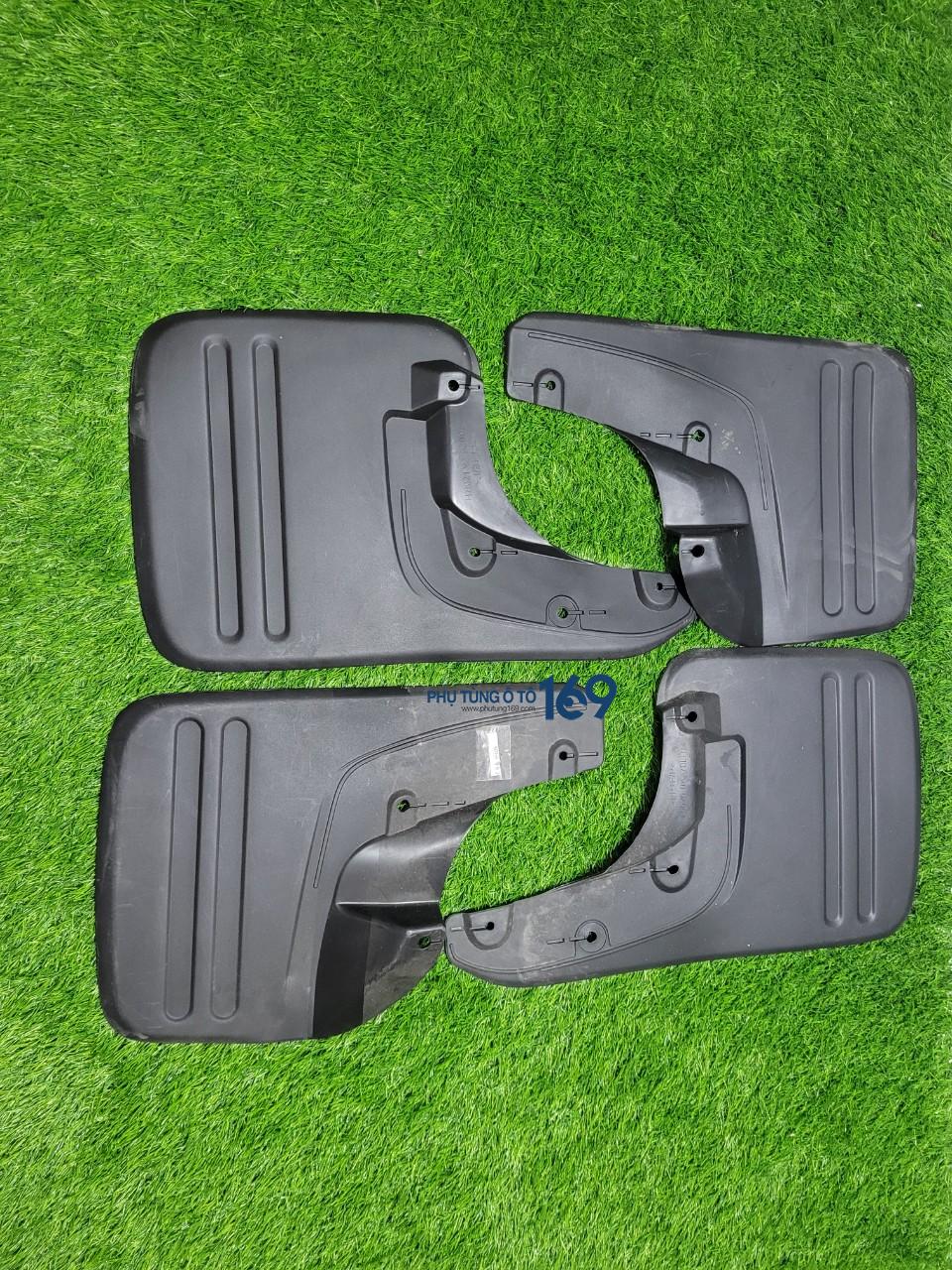 Chắn bùn bánh Hilux Chắn bùn bánh Hilux