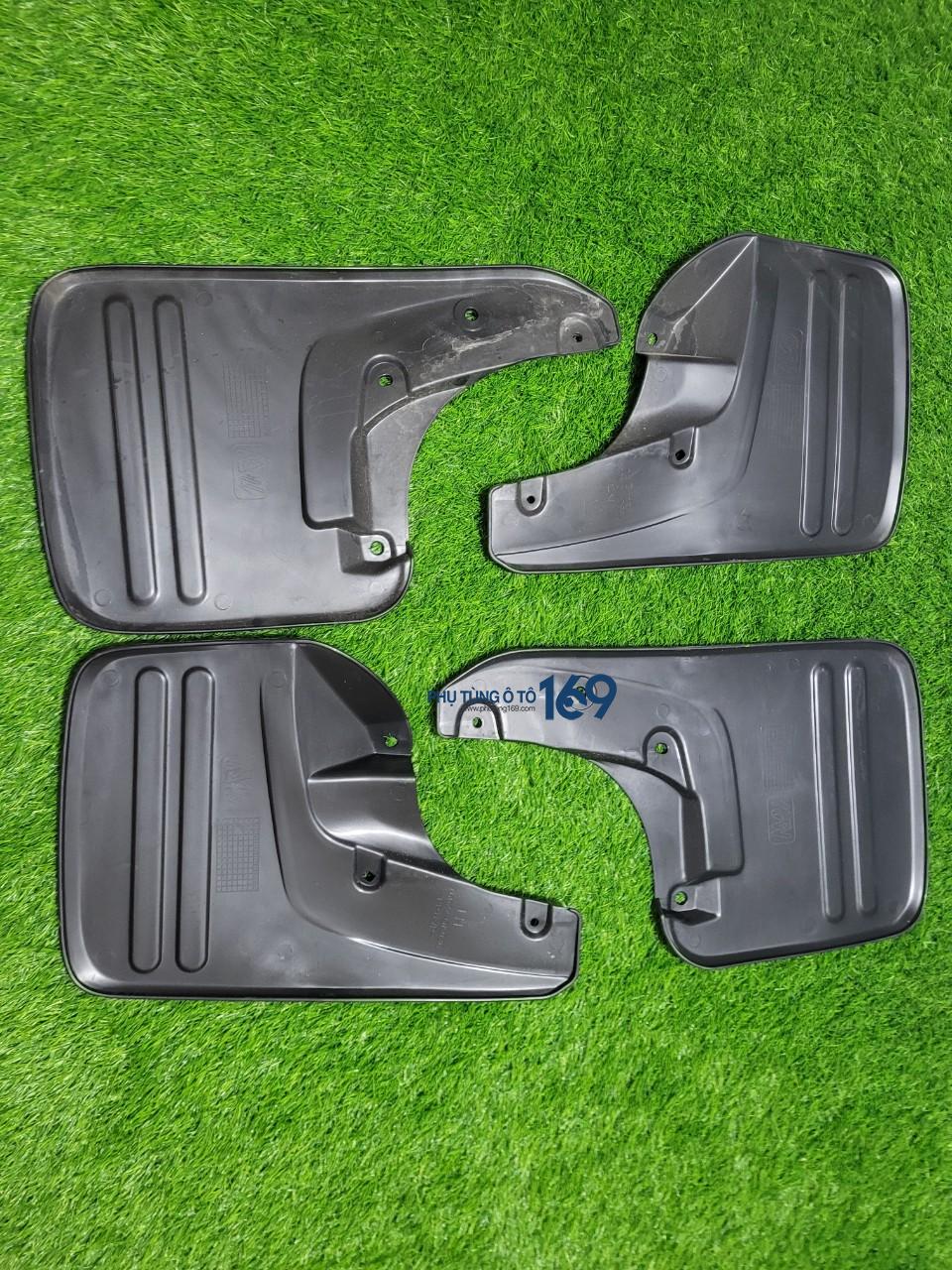 Chắn bùn bánh Hilux Chắn bùn bánh Hilux