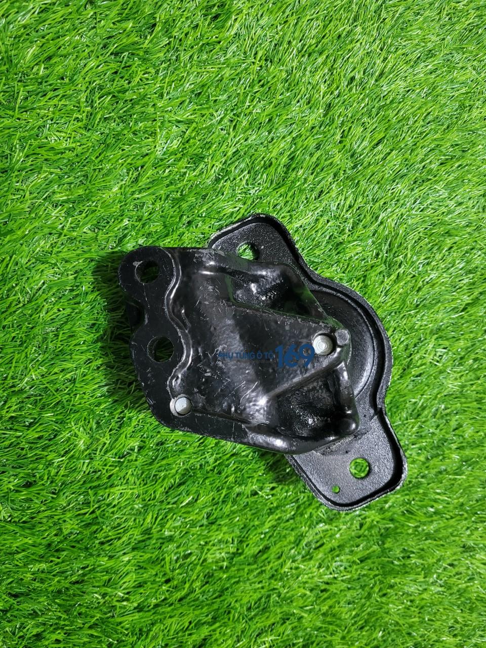 Chân máy trước Peugeot 107 Chân máy trước Peugeot 107