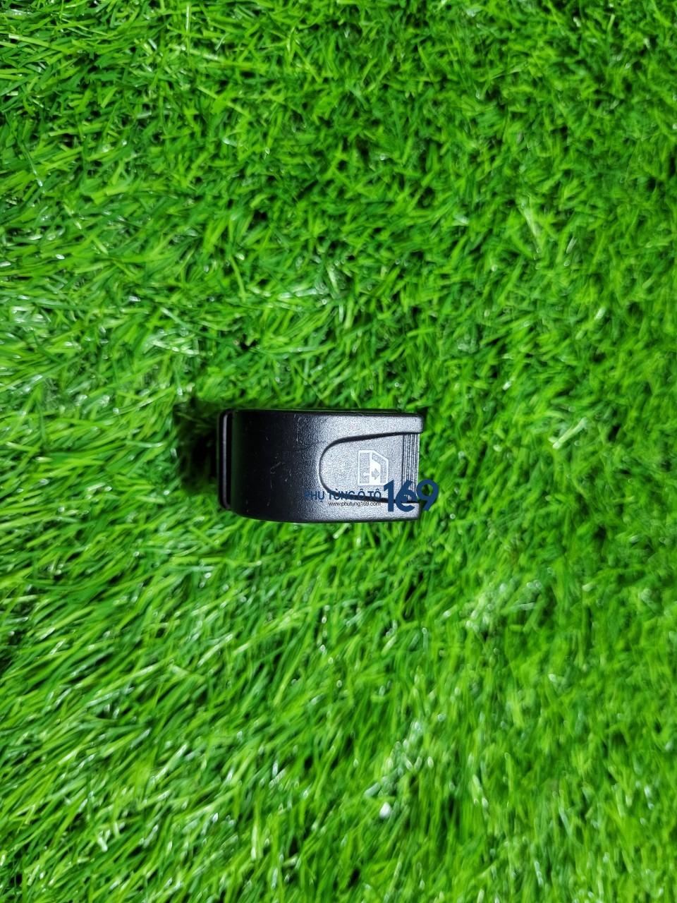 Công tắc lên kính Fairy 7 chỗ Công tắc lên kính Fairy 7 chỗ