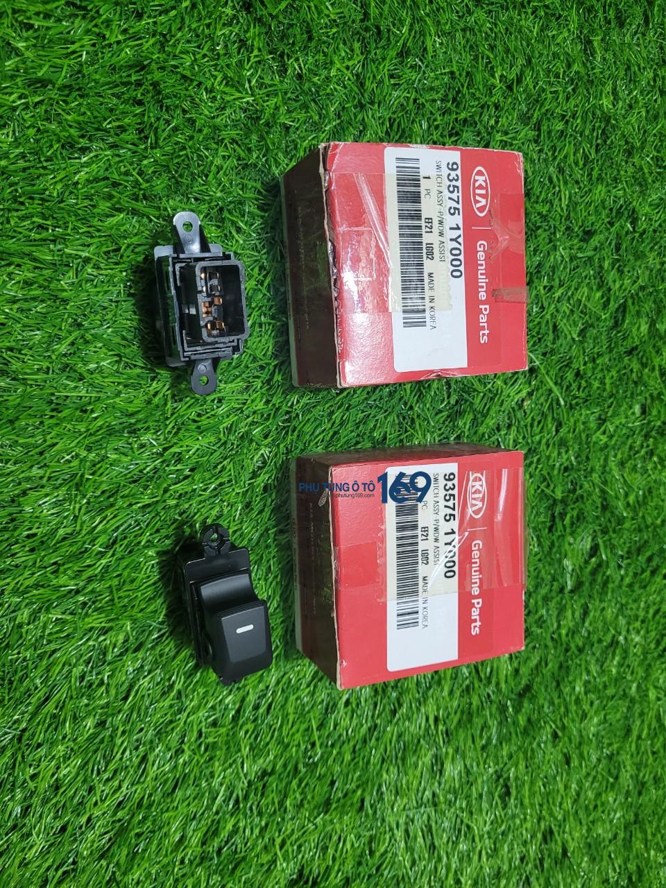 Công tắc lên kính cánh cửa Morning Công tắc lên kính cánh cửa Morning