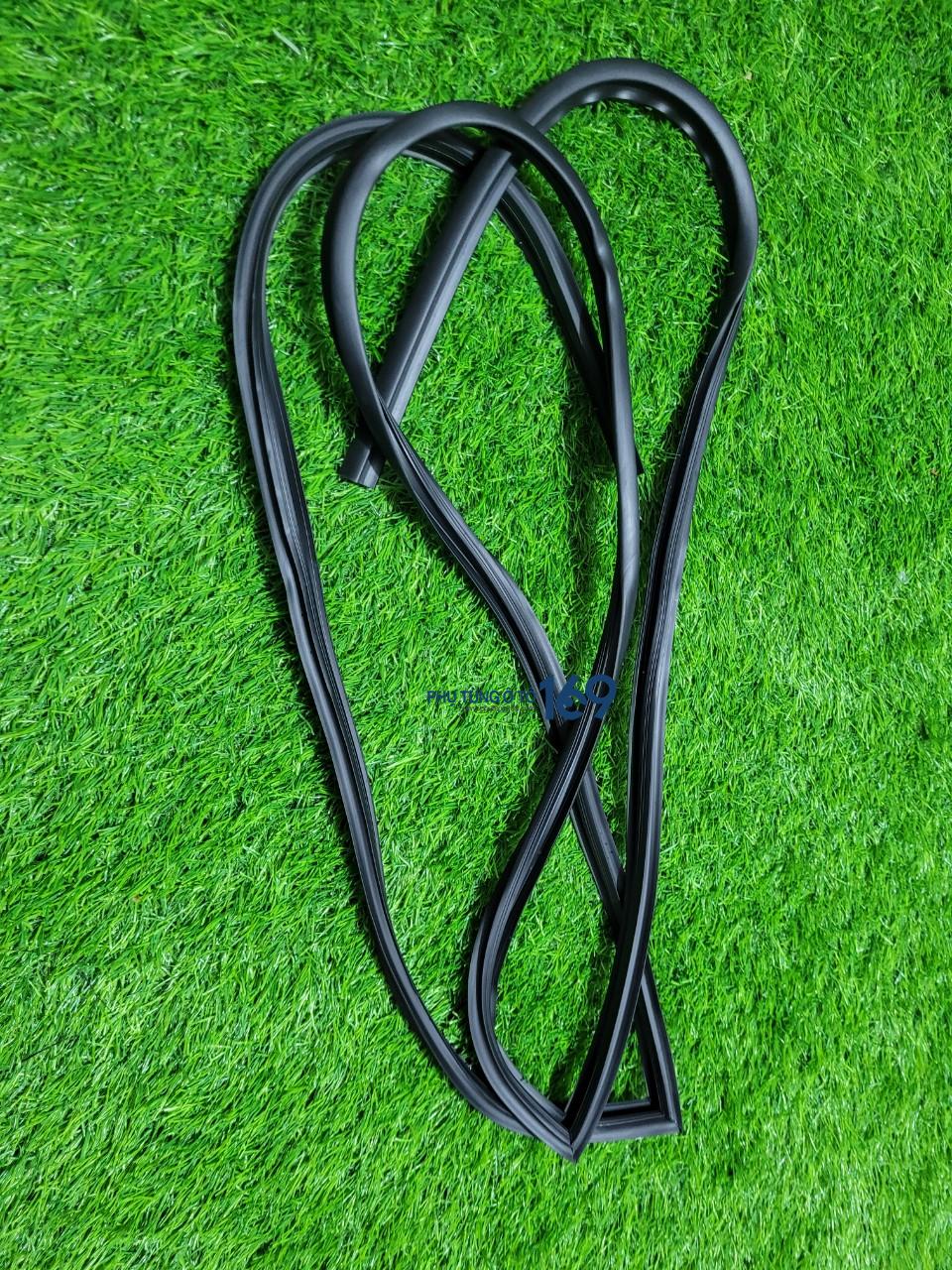 Gioăng kính chắn gió trước Altis Gioăng kính chắn gió trước Altis