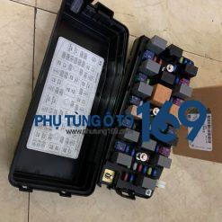 Hộp cầu chì Captiva