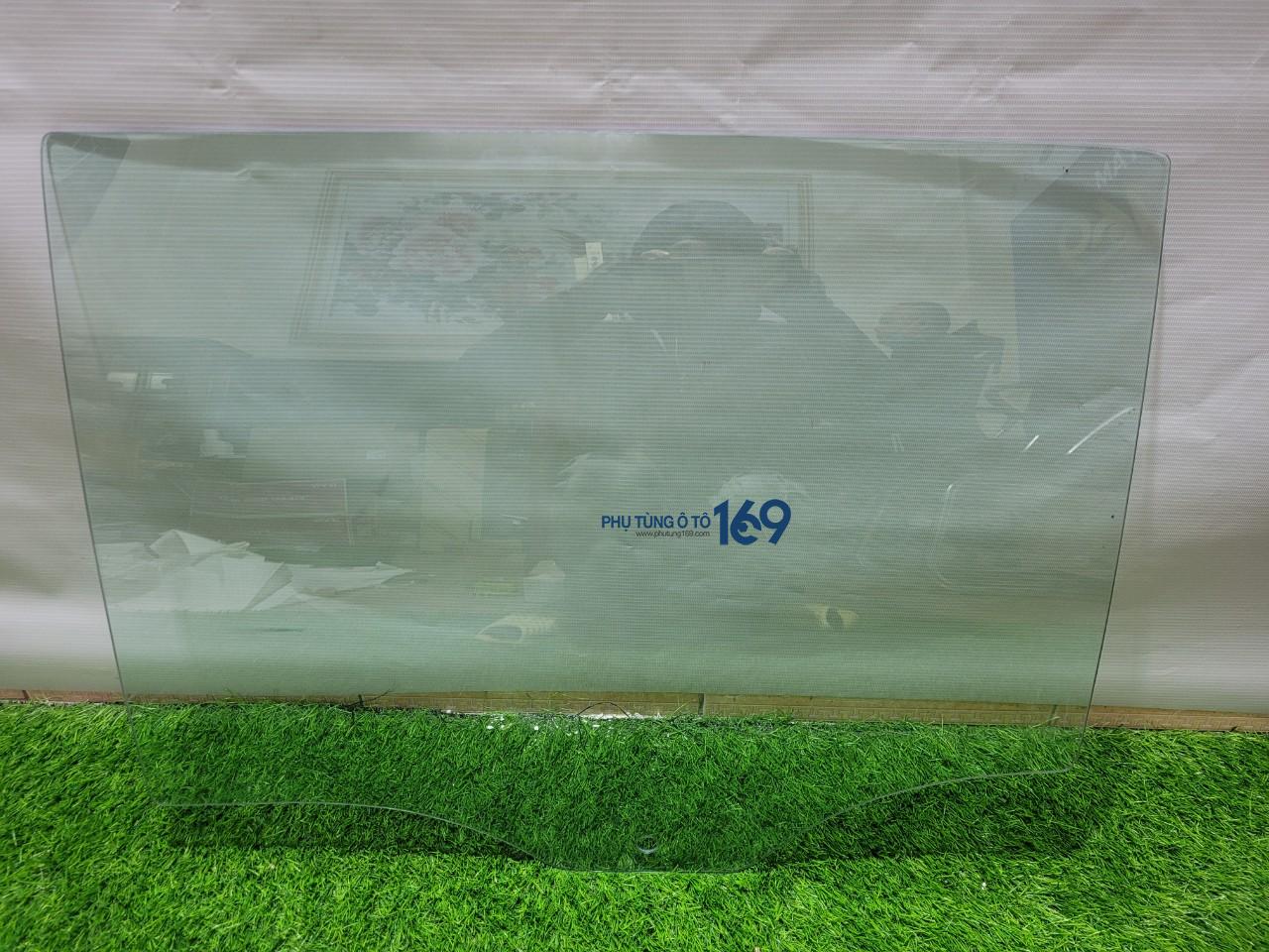 Kính cánh cửa sau lái Ranger Kính cánh cửa sau lái Ranger