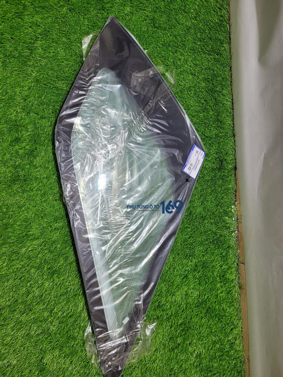 Kính hông sau Fortuner Kính hông sau Fortuner