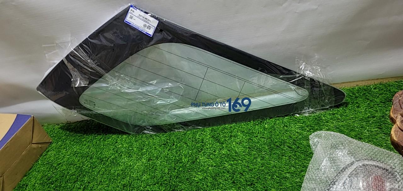 Kính hông sau Fortuner Kính hông sau Fortuner