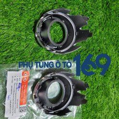 Ốp đèn gầm phải Rio