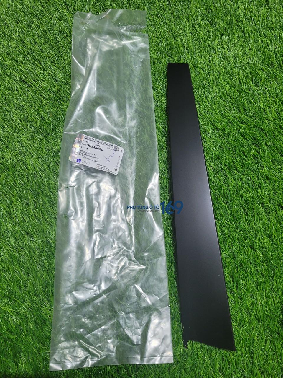 Ốp trụ dọc cửa trước phải Lacetti Ốp trụ dọc cửa trước phải Lacetti