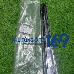 Ốp trụ dọc cửa trước phải Lacetti