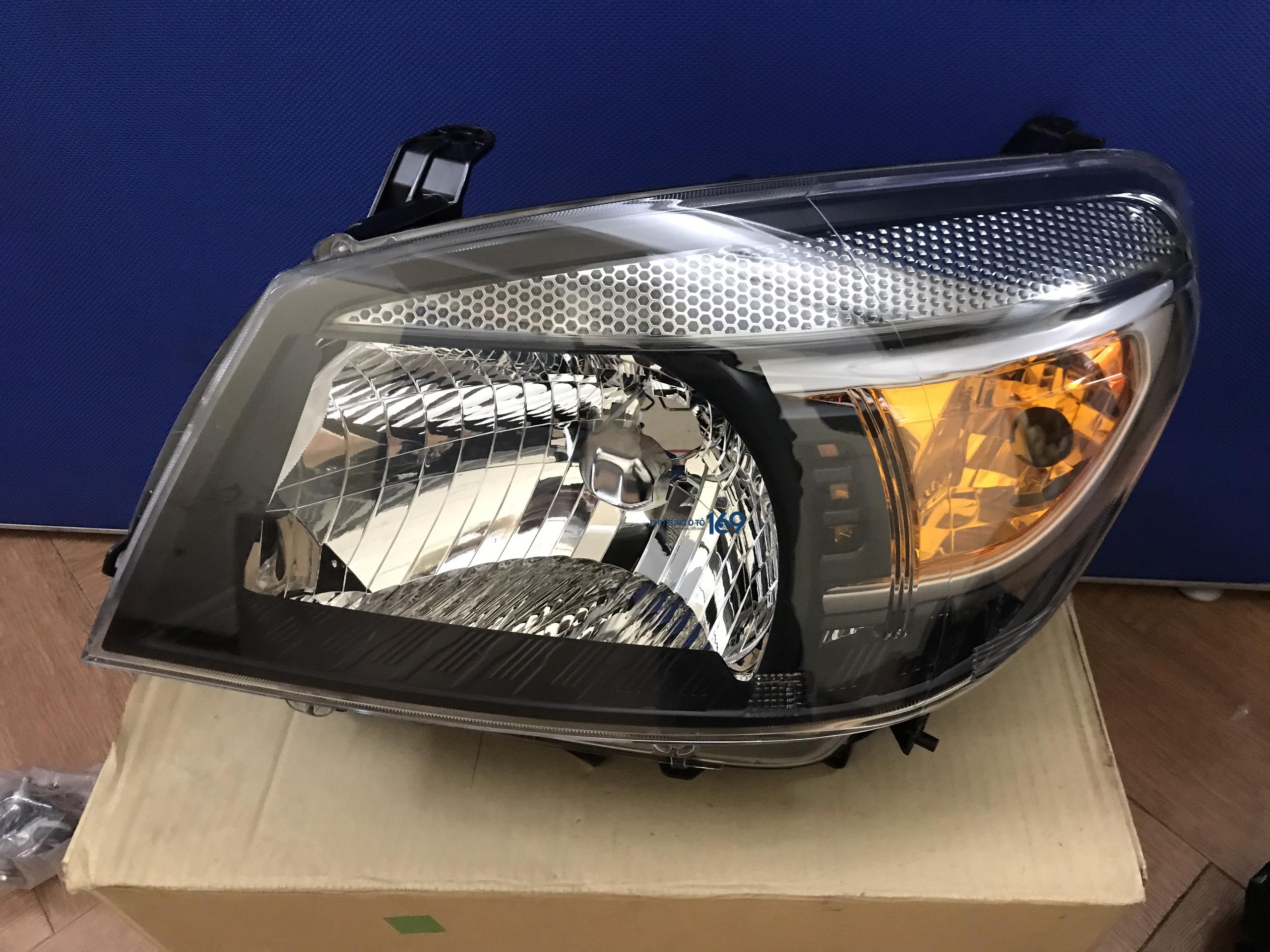 Đèn pha lái viền đen Ranger Đèn pha lái viền đen Ranger