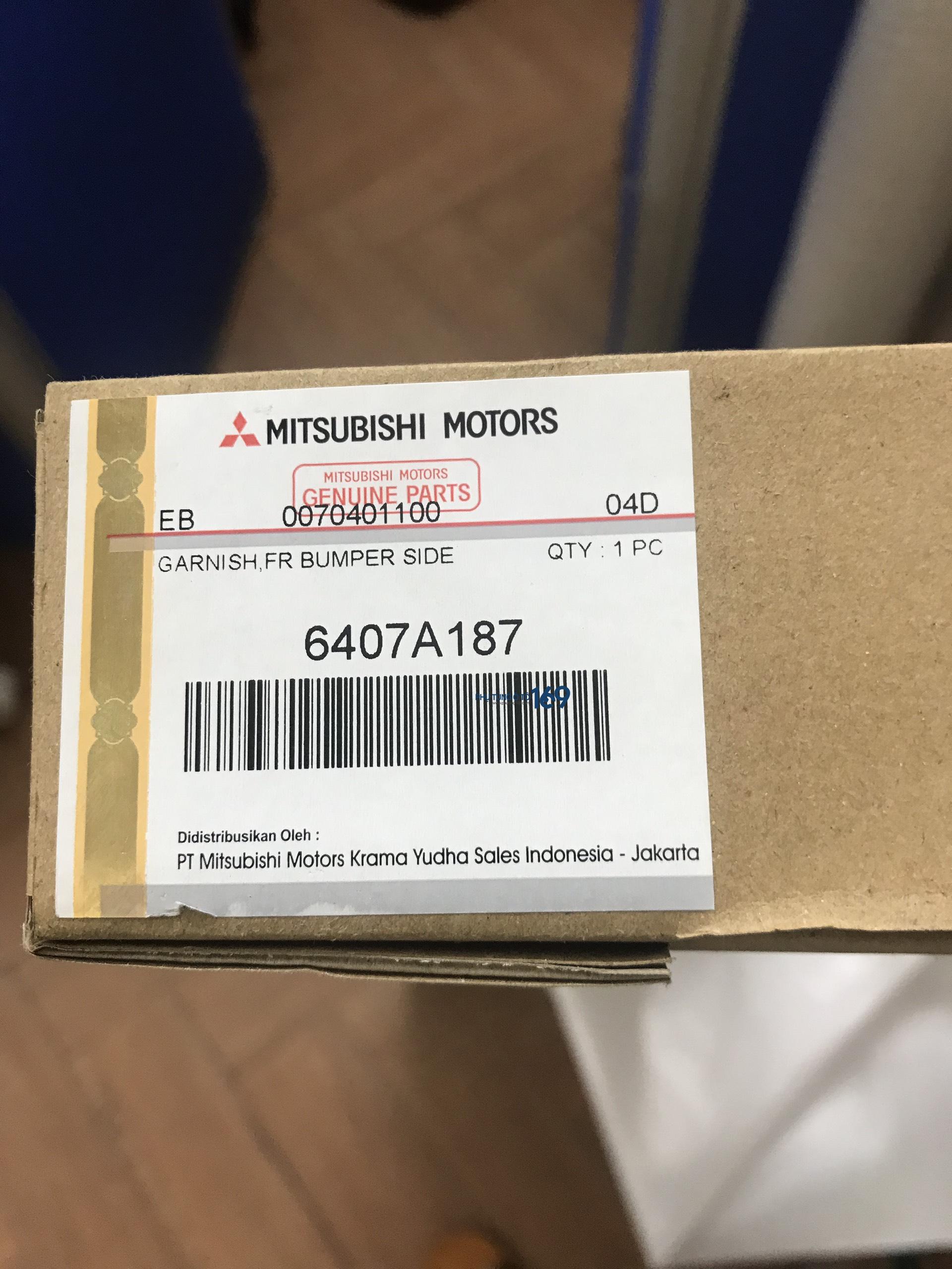 Nẹp mạ cản trước phía dưới Xpander Nẹp mạ cản trước phía dưới Xpander