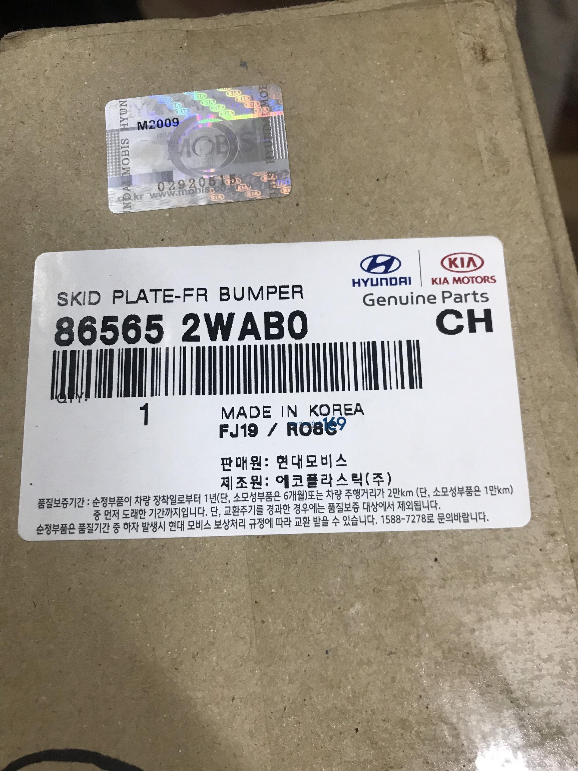 Ốp cản trước Santafe Ốp cản trước Santafe