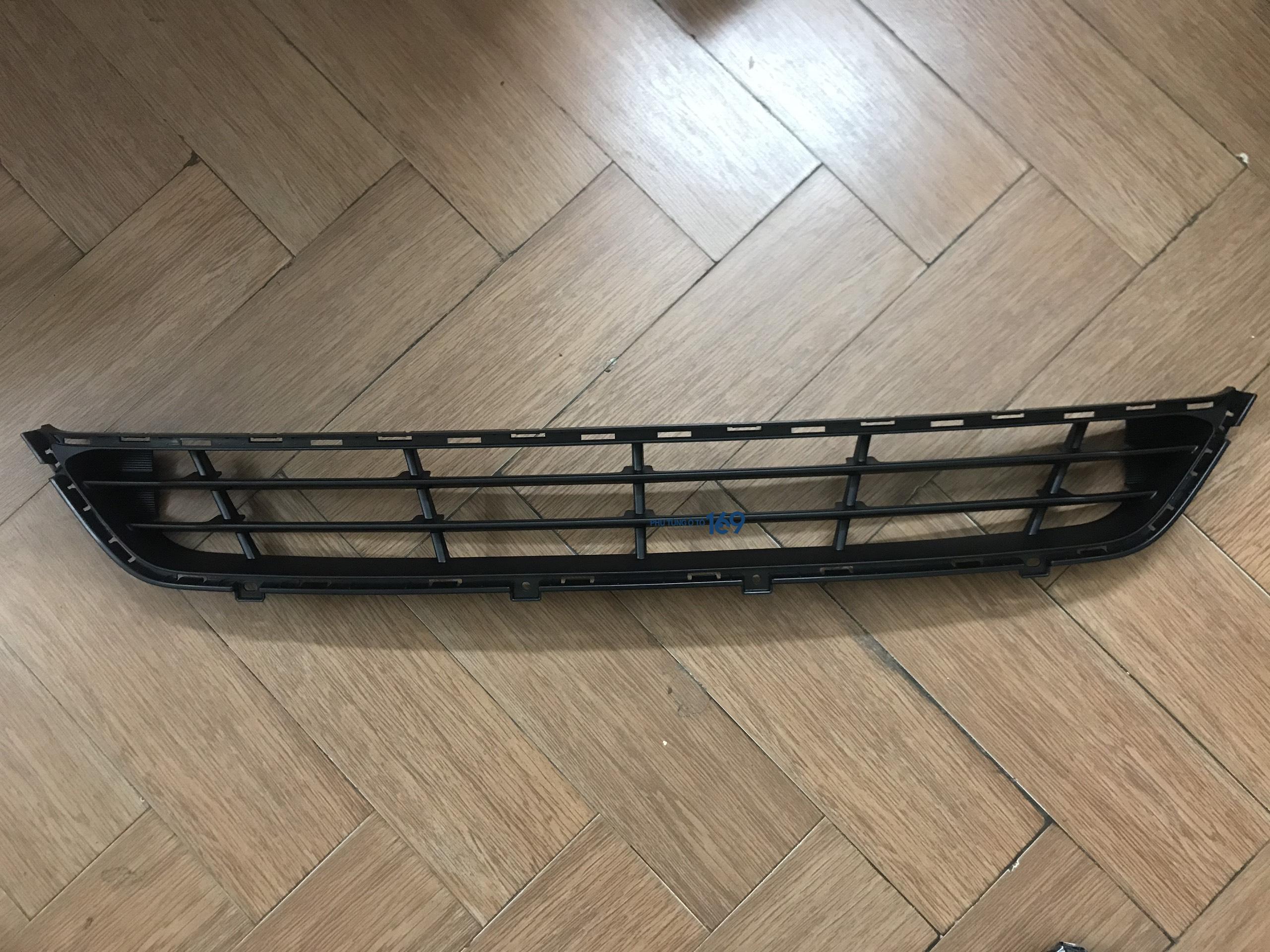 Lưới cản trước Santafe Lưới cản trước Santafe