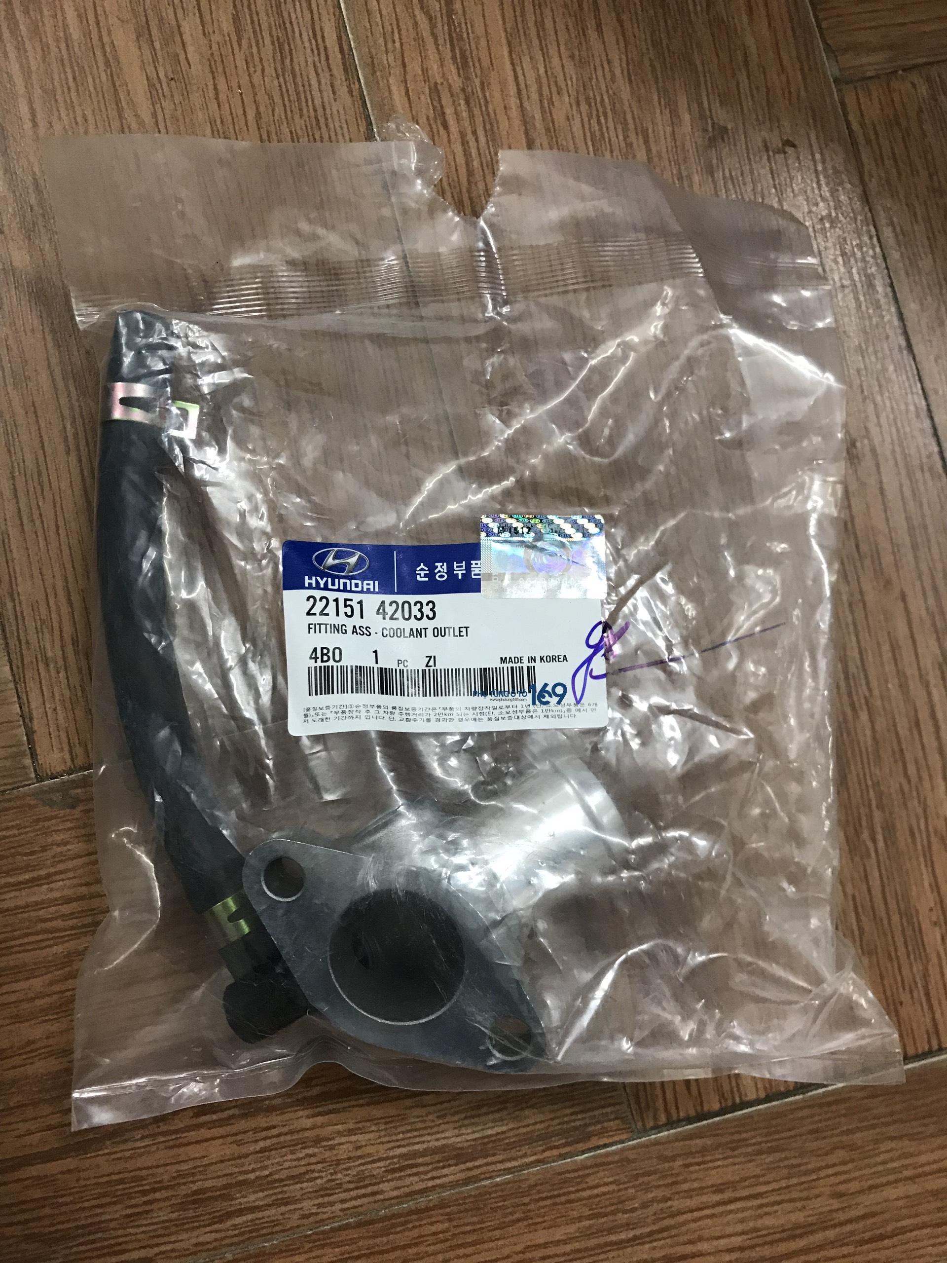 Ống nước ra Starex Ống nước ra Starex