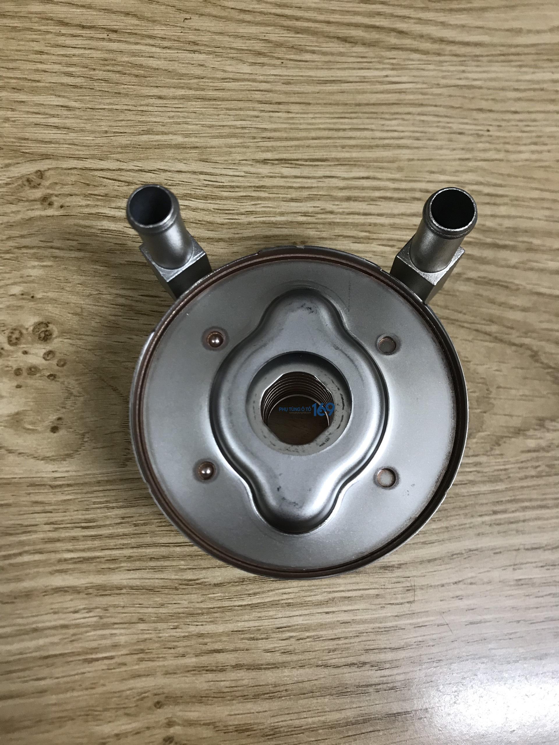 Két sinh hàn nhớt động cơ Navara Két sinh hàn nhớt động cơ Navara