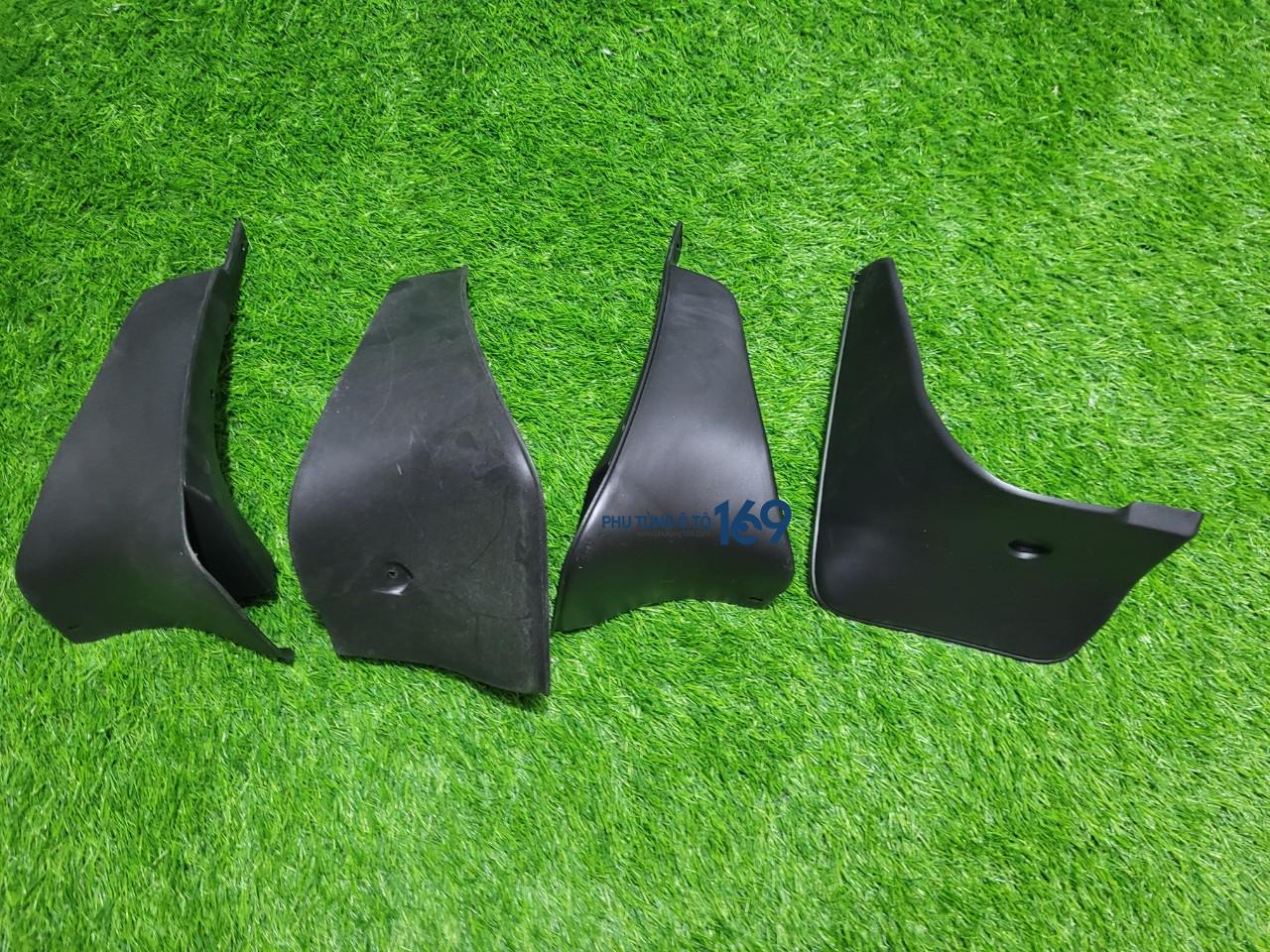 Chắn bùn bánh Altis Chắn bùn bánh Altis