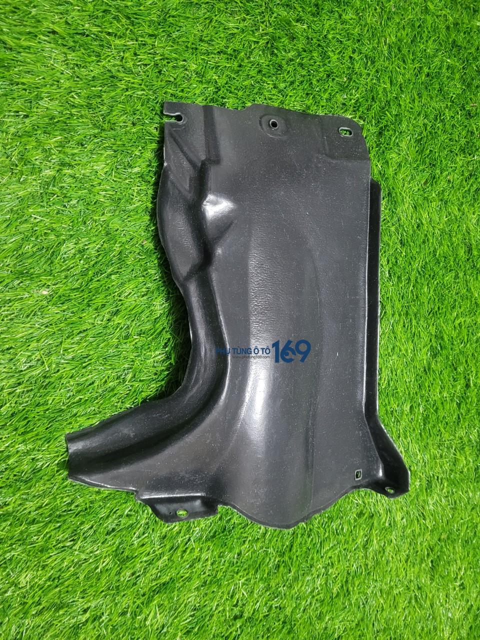 Chắn bùn gầm phải Mazda 3 Chắn bùn gầm phải Mazda 3