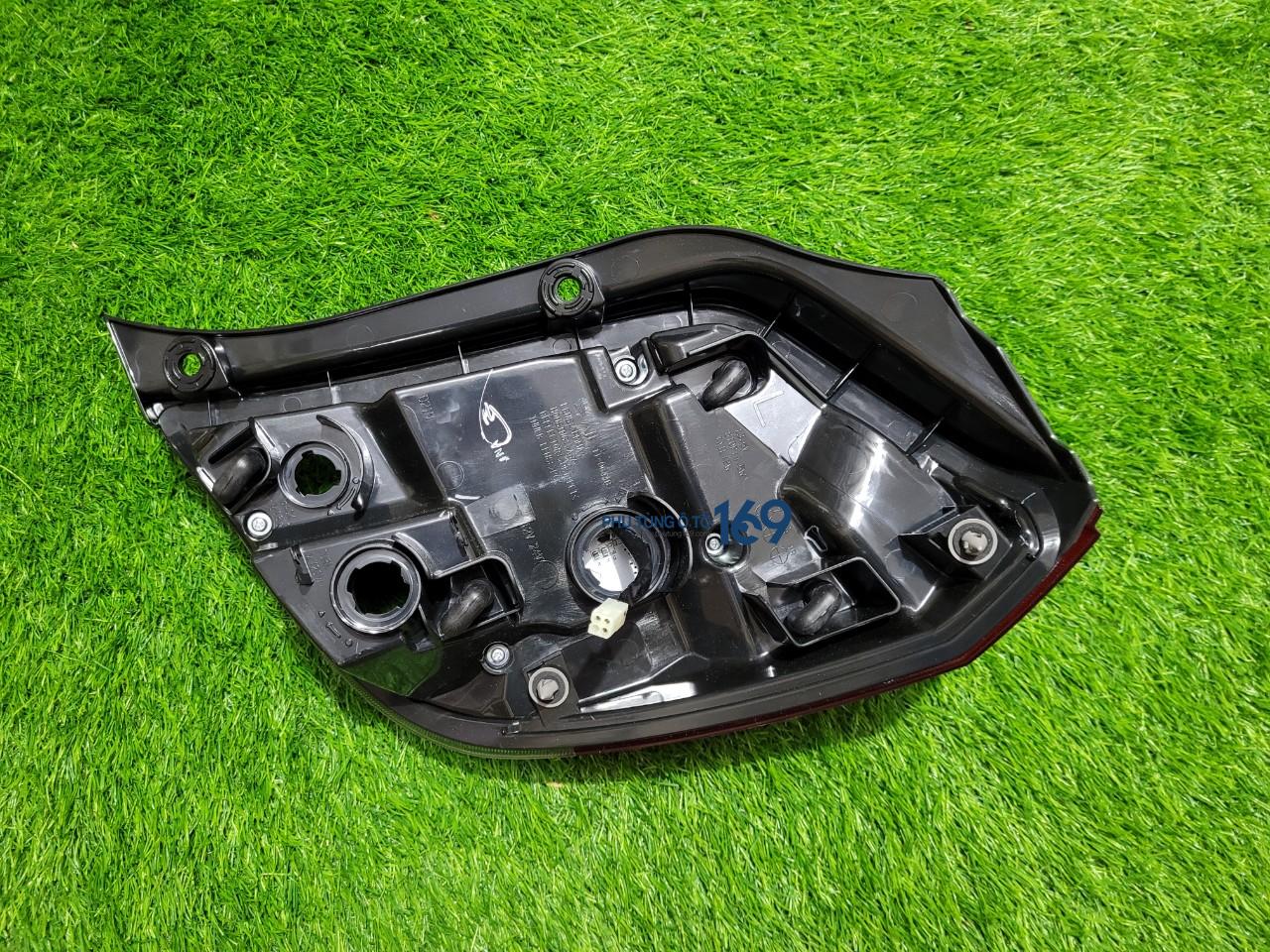 Đèn hậu ngoài phụ Wigo Đèn hậu ngoài phụ Wigo