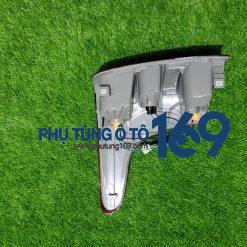 Đèn hậu phải Triton