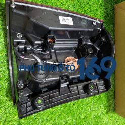 Đèn lái ngoài trái Sorento