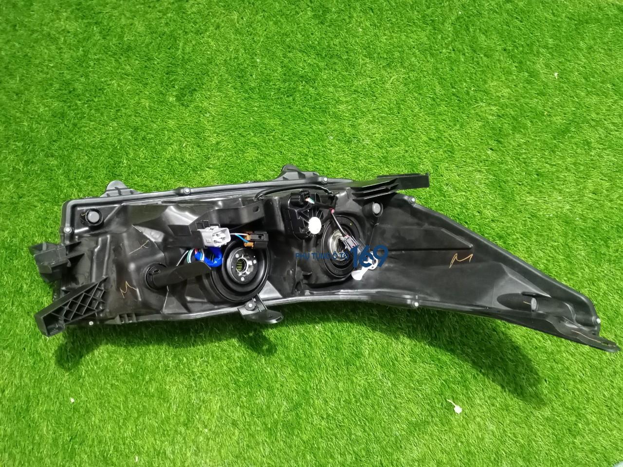 Đèn pha phụ Innova Đèn pha phụ Innova