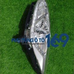 Đèn pha phải Accent