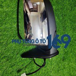 Gương chiếu hậu phải Everest