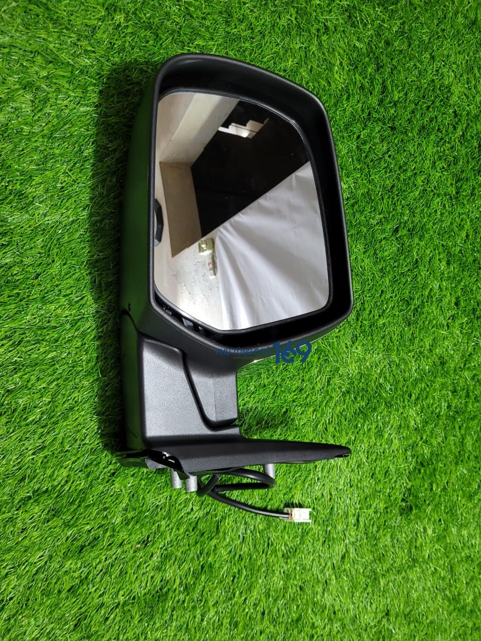 Gương chiếu hậu phải Everest Gương chiếu hậu phải Everest