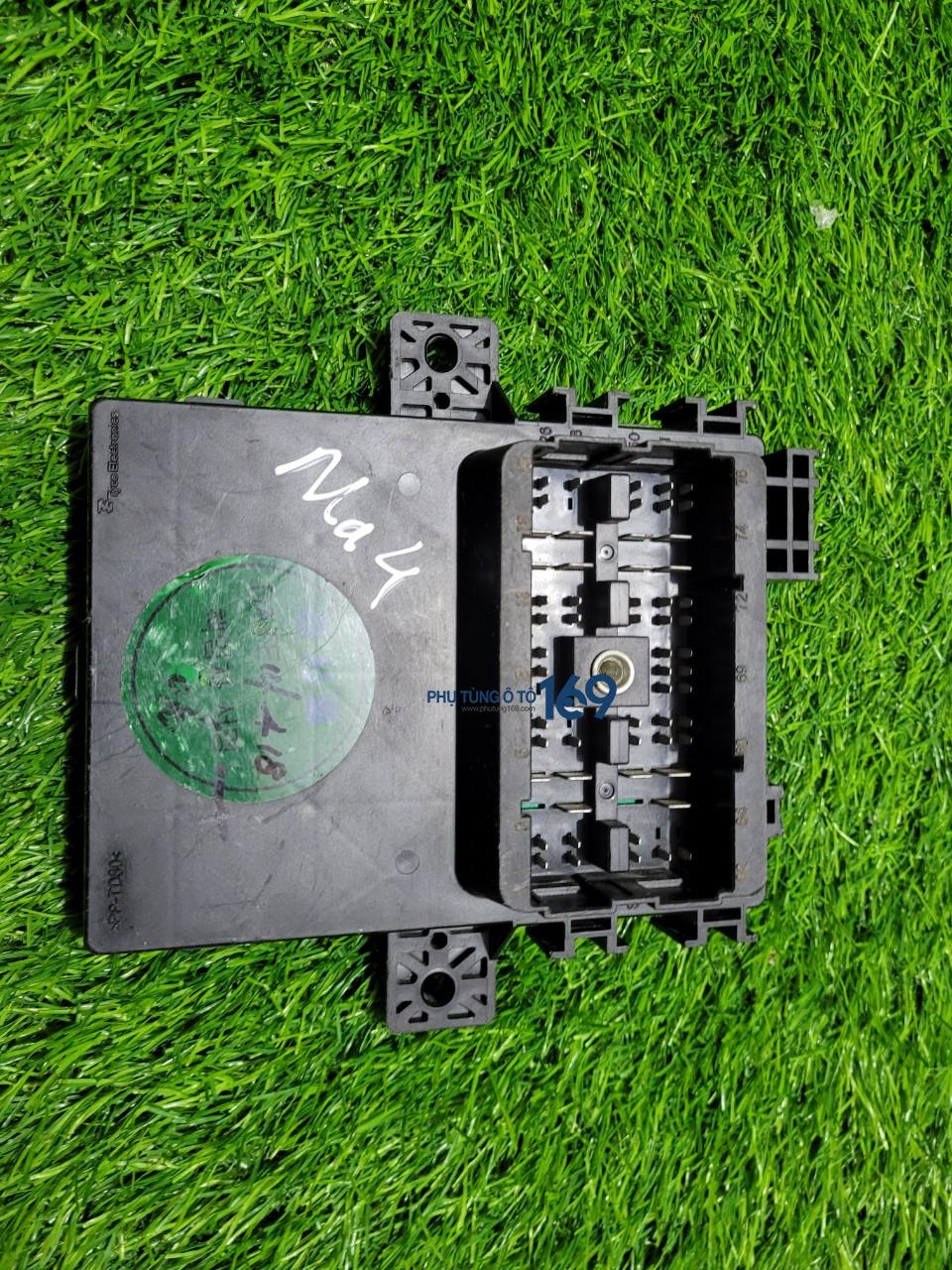 Hộp cầu chì Spark Hộp cầu chì Spark