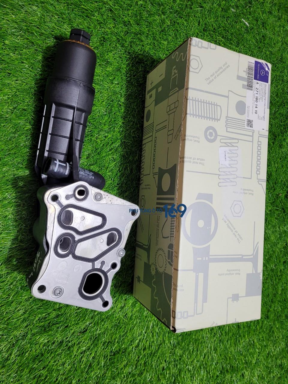 Két làm mát dầu Mercedes C250 Két làm mát dầu Mercedes C250