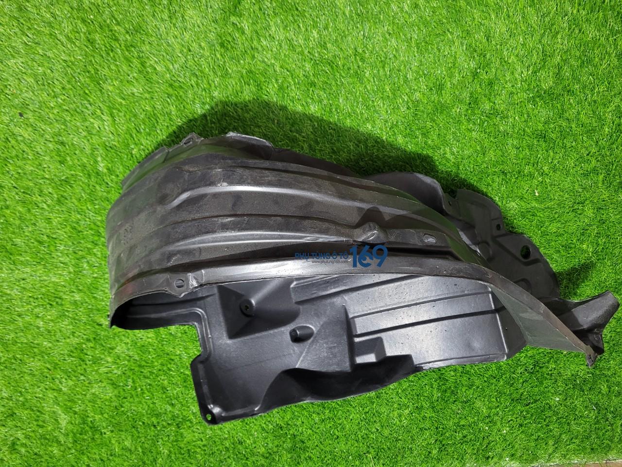 Lòng dè trước Innova Lòng dè trước Innova