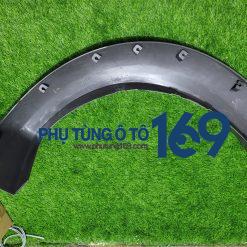 Ốp phồng hông xe Everest