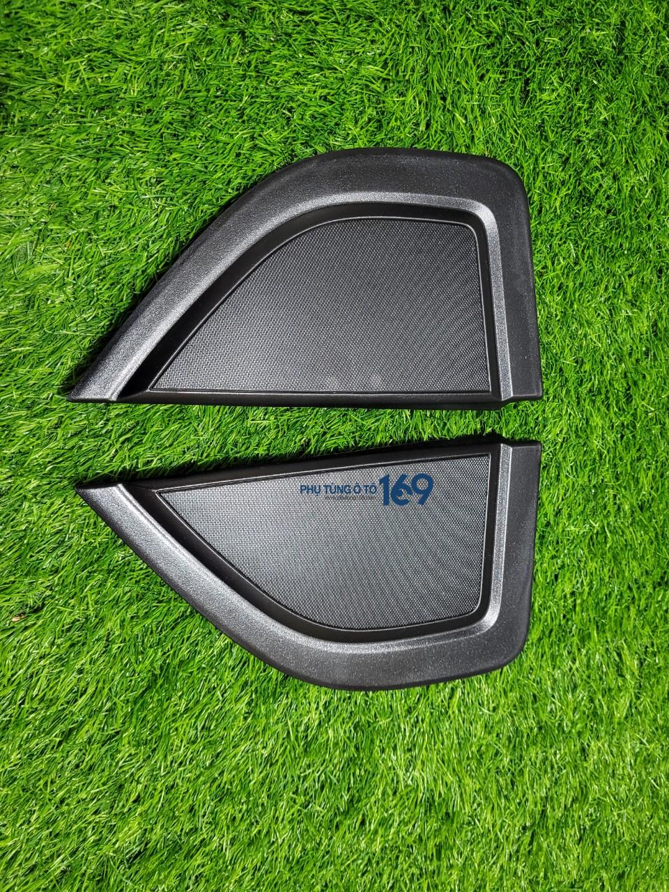 Ốp tam giác ngoài phải Gentra Ốp tam giác ngoài phải Gentra