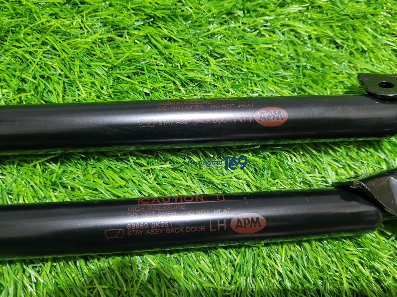 Ty cốp hậu Fortuner Ty cốp hậu Fortuner