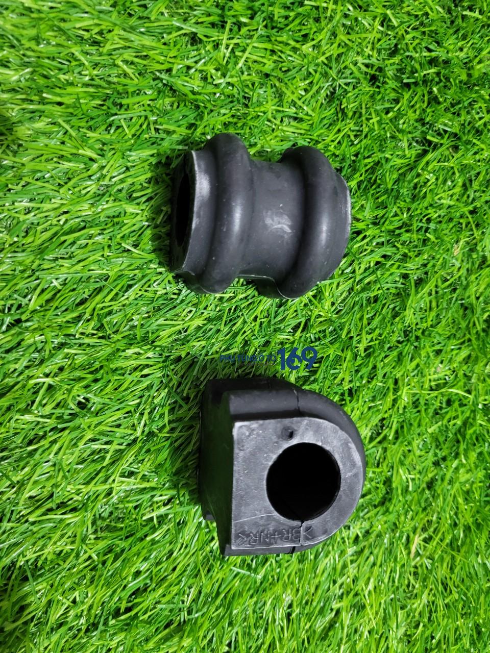 Cao su cân bằng trước Aceent Cao su cân bằng trước Aceent