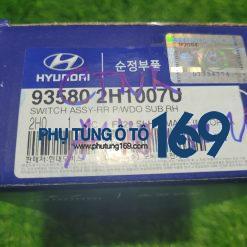 Công tắc lên kính phải Elantra