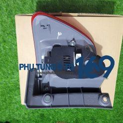 Đèn hậu miếng ngoài Toyota Fortuner