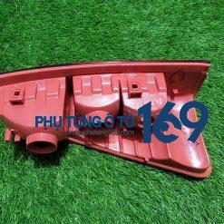 Đèn hậu phải Dmax