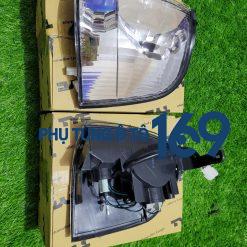 Đèn xi nhan phải Everest