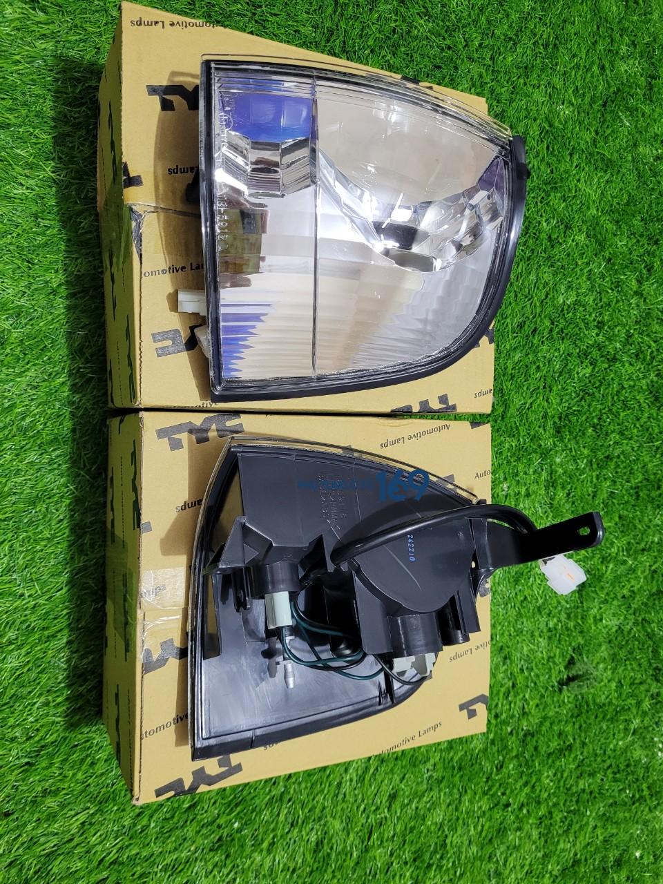 Đèn xi nhan phải Everest Đèn xi nhan phải Everest