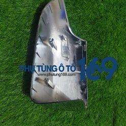 Gáo gương phải Mazda Bt50