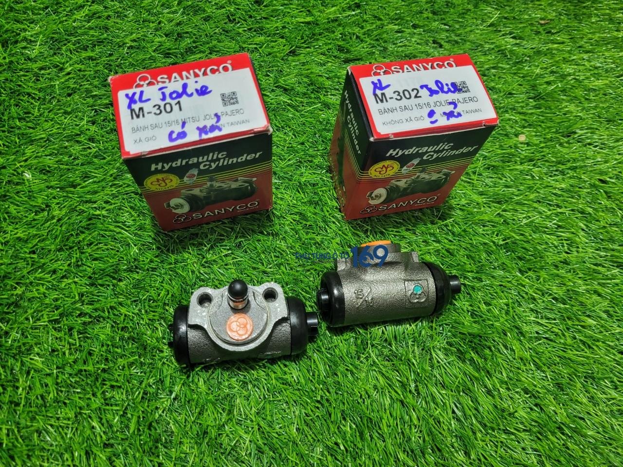 Heo thắng sau Pajero Heo thắng sau Pajero