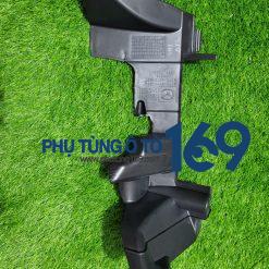 Ốp két nước lái Bt50