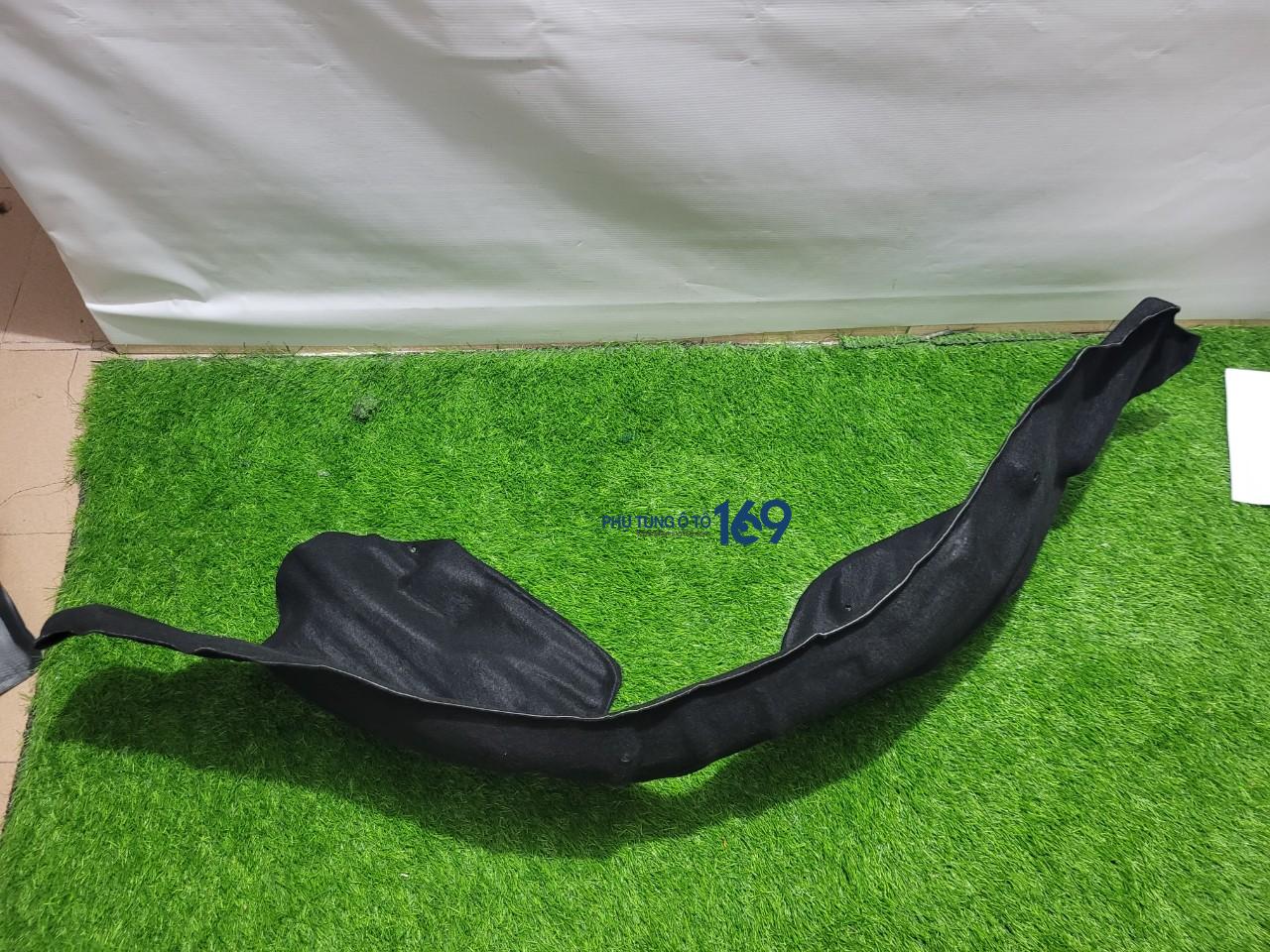 Lòng dè chắn bùn sau Camry 3.5 Lòng dè chắn bùn sau Camry 3.5