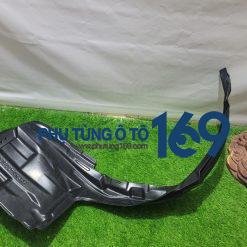 Lòng dè chắn bùn trước Fortuner